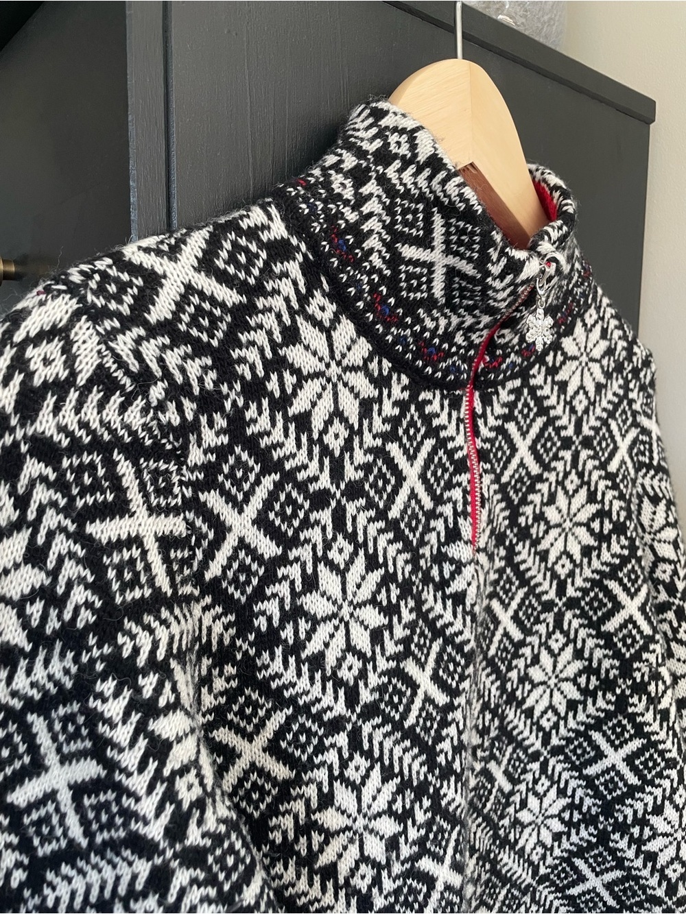 Cambridge Dry Goods Nordic Winter Sweater, Lambswool blend, small - Picture 4 of 7